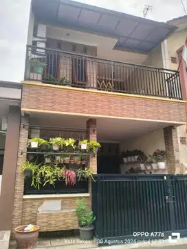 RUMAH di DUKUH ZAMRUD, BEKASI TIMUR