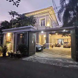 Dijual rumah berikut kos kosan 20 Kamar di Ampera Jakarta Selatan