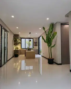 Rumah Baru Cantik Asri Luas dan Mewah di Cluster Versailles BSD