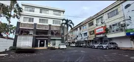 Gedung 4 lantai ex Bank Teuku Umar Denpasar Bali