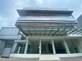 ruko gandeng seperti gedung di sunter hadap jalan besar
