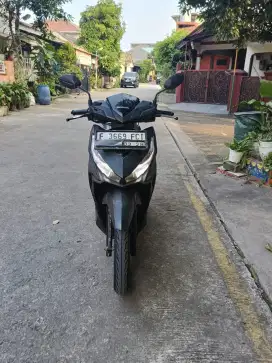 Dijual motor Honda Vario 150 2018