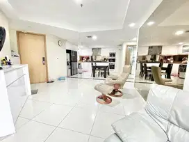 HANYA INI, THE MANSION KEMAYORAN UNIT GANDENG 159 M2 FULL FURNISHED