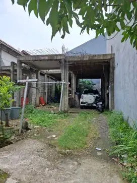 Tanah ada bangunan setengah jadi murah strategis