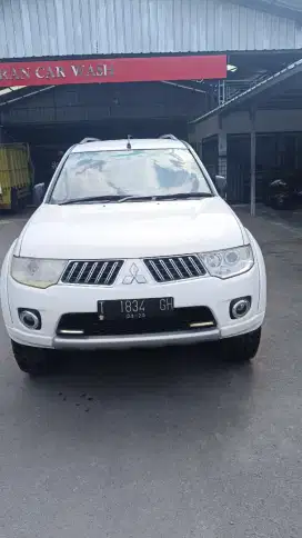 mitsubishi pajero sport exceed 2013