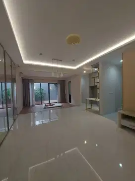 Rumah 2 Lantai di Eldora Suvarna Sutera Tangerang 1K90004L
