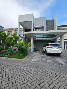 LANGKA Rumah Royal Residence Wiyung Dekat Pakuwon Mall SHM Ada Rooftop