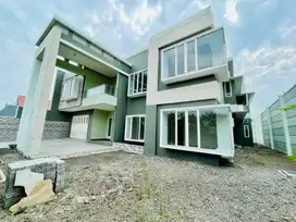 Sewa Rumah Baru 2 Lantai, Puri Galaxy, One Gate Sistem, Surabaya