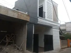 Rumah baru murah 2 carport selangkah ke jln raya condet jakarta