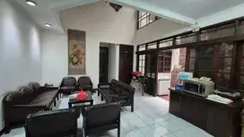 Rumah dan Ruang Usaha Strategis di Mainroad Peta Bandung dekat Tol