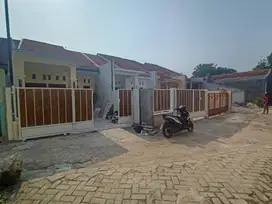 Dijual Rumah baru masuk mobil kayu gede 2 Tangerang selatan