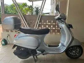 VESPA LX IGET 125