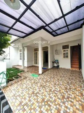Dijual Cepat Rumah Di Sektor 9 Bintaro  8760