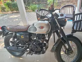 Kawasaki W, silver