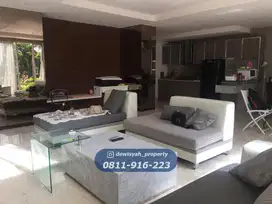 Dijual Rumah Garden House Season City
