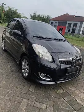 Toyota Yaris 2010 Bensin