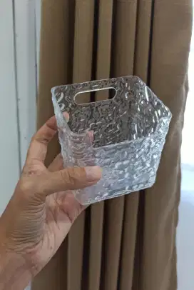 Wadah serbaguna akrilik