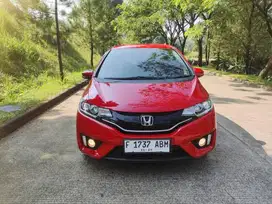 Jazz RS A/T '14 New Model Km Low