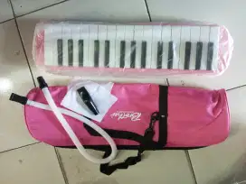 Mainan anak pianika tiup pink