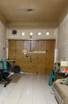 DiJUAL Townhouse Komplek Madio Mega Mas Jl. Madio Santoso - Krakatau