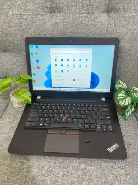 Laptop lenovo think pada core i7