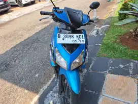 Motor vario 110 cc tahun 2009 biru stnk telat surat2 bpkb motor hilang