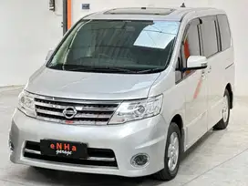 Nissan Serena Hws Panoramic CBU C25 A/T 2010.. eNHa garage Semarang.