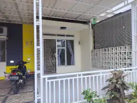 Dikontrakkan/Disewakan Rumah Full Furniture