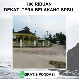 TANAH ITERA SAMPING BALAI DESA DEKAT SEKOLAH DAN NEMPEL JALAN UTAMA