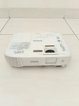 LCD Proyektor EPSON EB-S400 Kabel power,VGA,USB,Remote
