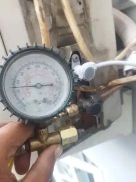 Service AC medan ( rexie AC service  )