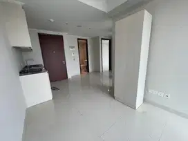Disewa Apartemen Green Sedayu 3BR Semi Furnished, Jakarta Barat