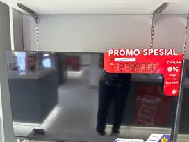 SMART TV POLYTRON 43 inch baru.garansi 1tahun.