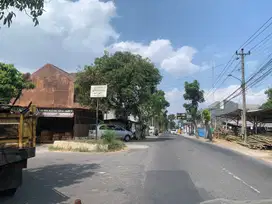 Tanah Jl magelang Dalm Ringroad Sleman Jogja