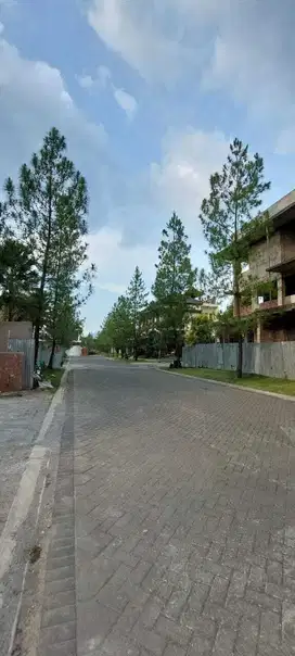 Tanah di Kota Baru Parahyangan Bandung, Strategis dekat Hotel Mason