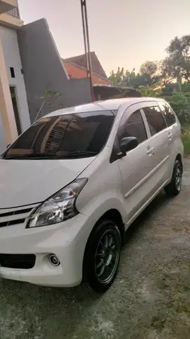 Daihatsu Xenia 2015 Bensin