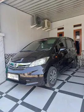 Honda Freed 2012 Bensin