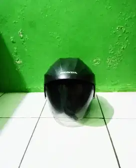 HELM MERK HONDA SIZE L MANTAP SIAP PAKAI.