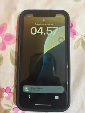Iphone 11 Inter like new