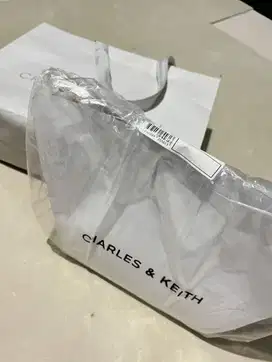 Tas Charles&Keith Keluaran terbaru