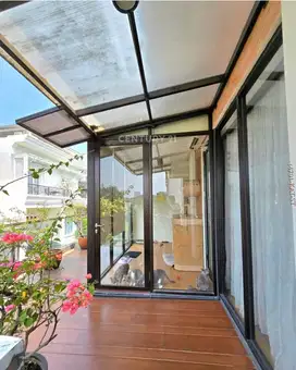 Dijual rumah siap huni & kondisi terawat di Discovery Bintaro