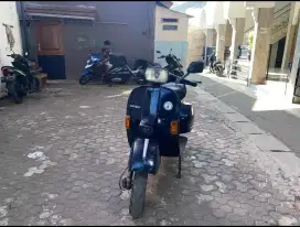 Vespa p150s tahun 1984