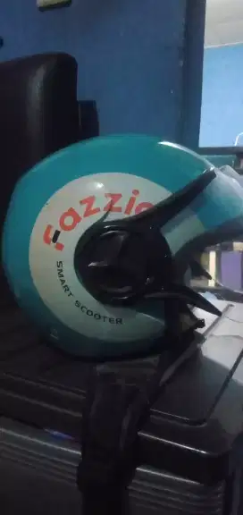 Jual helm Fazzio masih baru belum pernah di pakai 60.000 aja