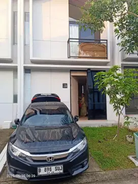 DISEWAKAN RUMAH PER 3 BULAN FULL FURNISHED KIIC KNIC