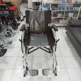 Kursi Roda Juara JM02-20B / Kursi Roda Standar Lipat Rumah Sakit