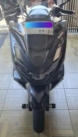 PCX 160 GREY *LIMITED COLOR - LOW KM F KAB