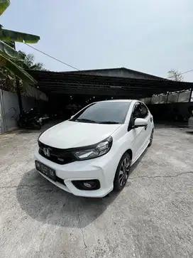 Honda Brio Rs cvt  2021 Automatic Km 41 Ribu Servis Ricord