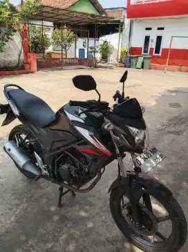 honda CB150R tahun 2014 monggo
