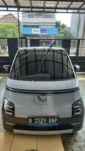 WULING AIR EV 2023 BIRU