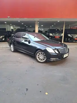 Mercedes Benz E300 Elegance 2010 Hitam